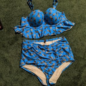 VGUC Torrid Blue Pineapple Bikini